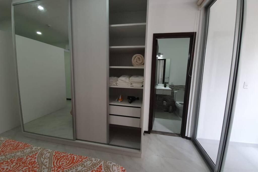 Departamento 1 Habitacion Zona Exclusiva أسونسيون المظهر الخارجي الصورة